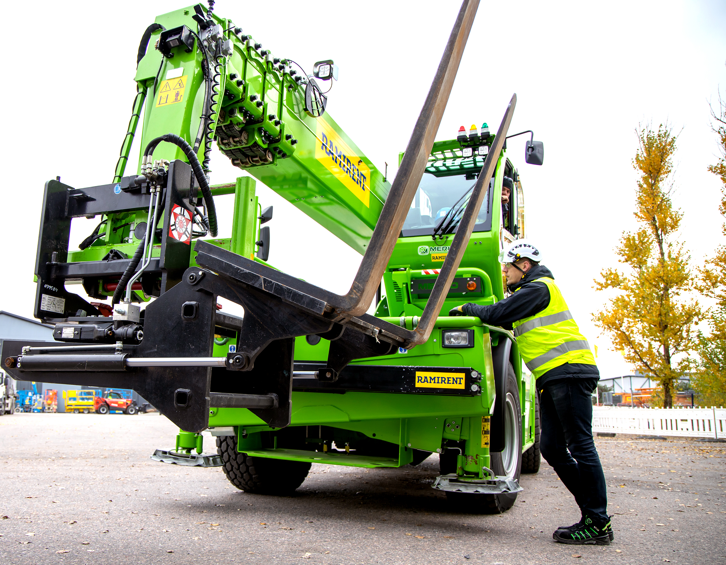 Hydraulic Swivel Base