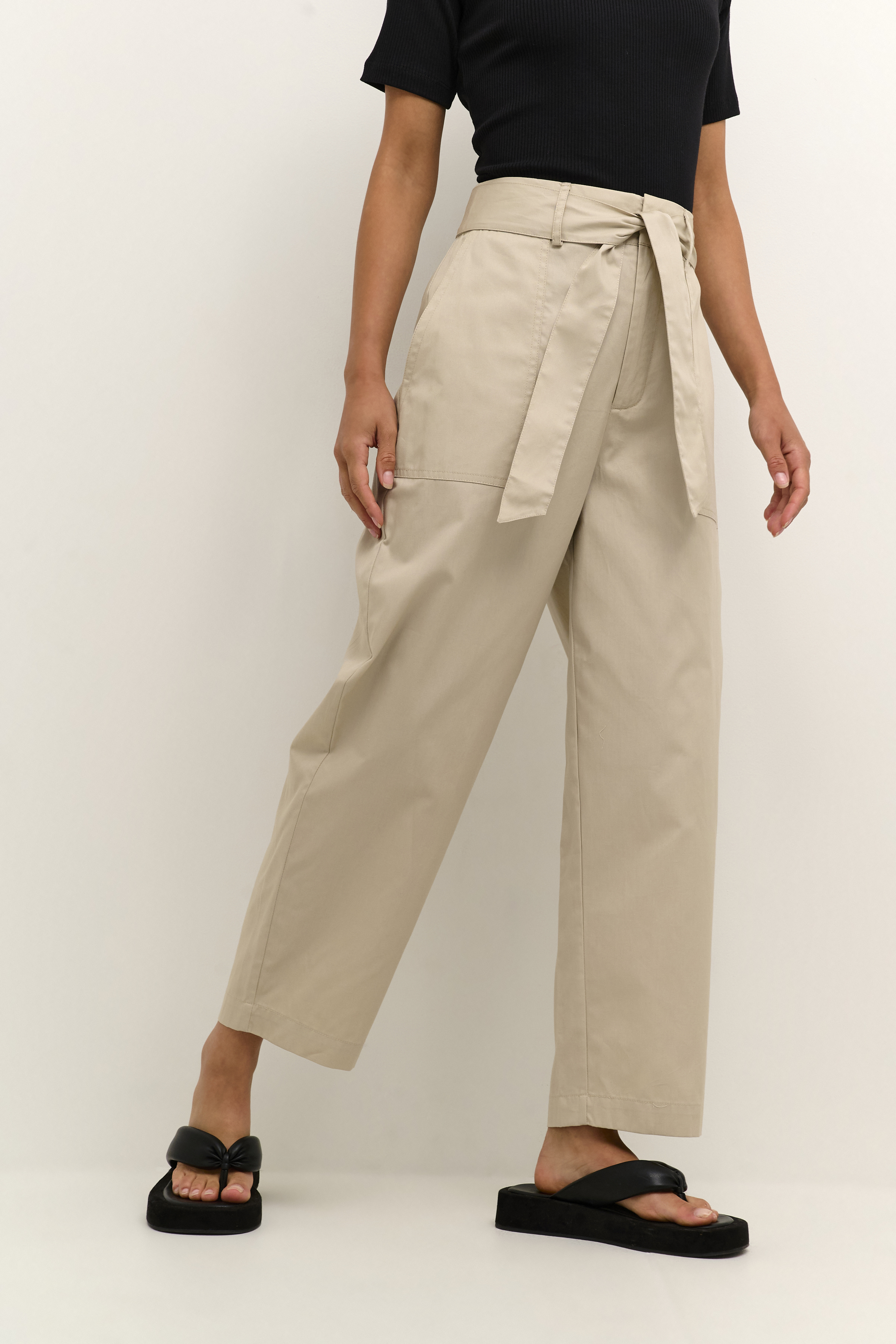 KAalfy Hose LOOKBOOK FRONT 10507490-151305