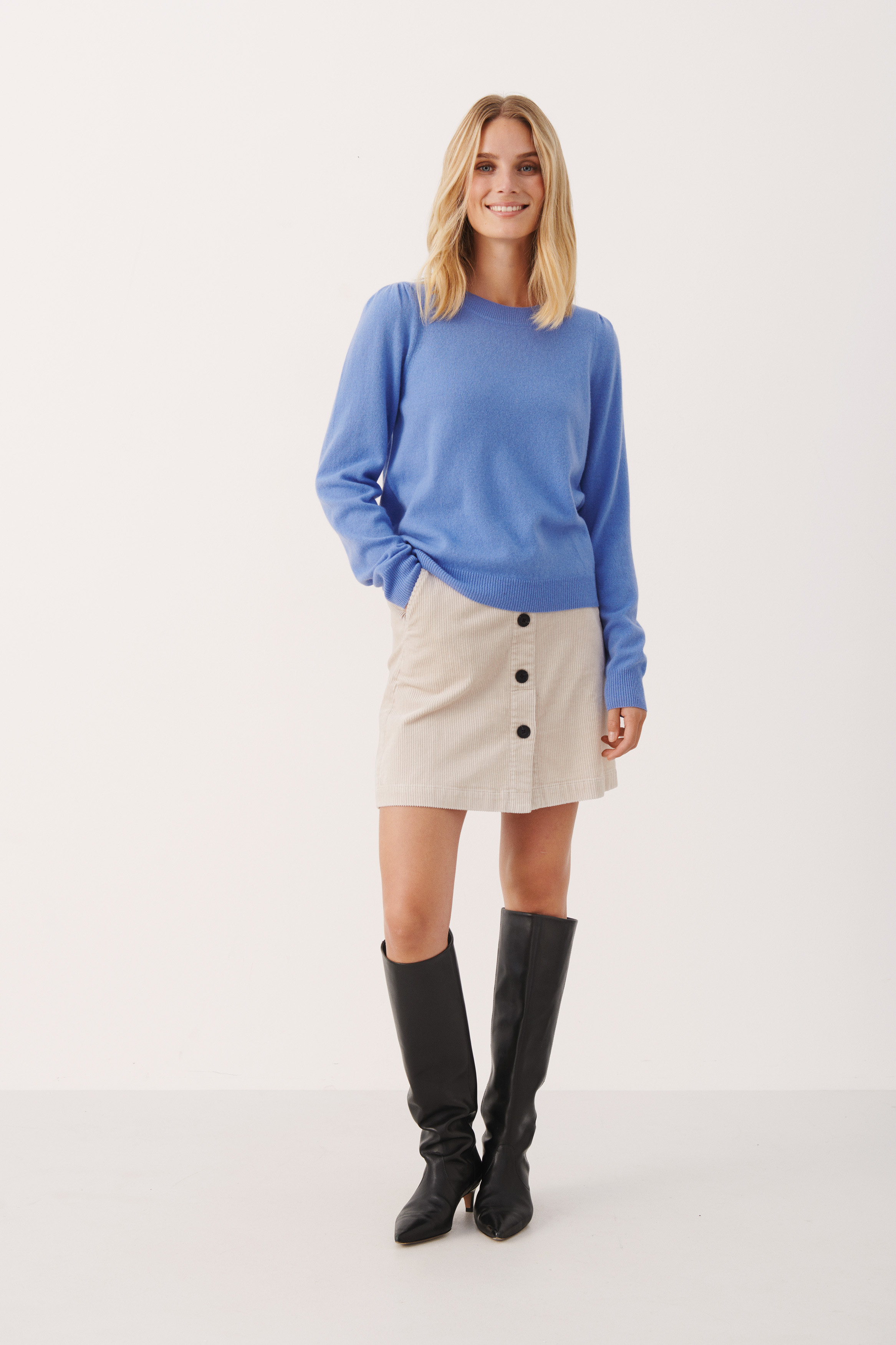 EvinaPW Cashmere sweater LOOKBOOK FRONT 30307337-173936