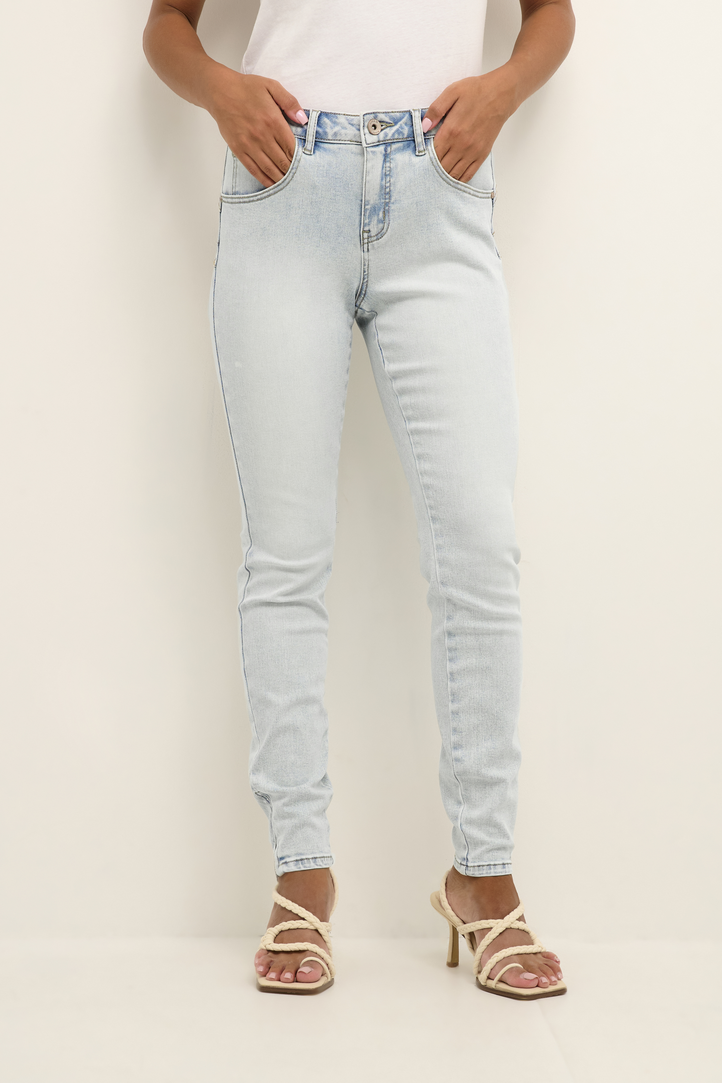 CRJosefine Jeans LOOKBOOK FRONT 10610879-100938