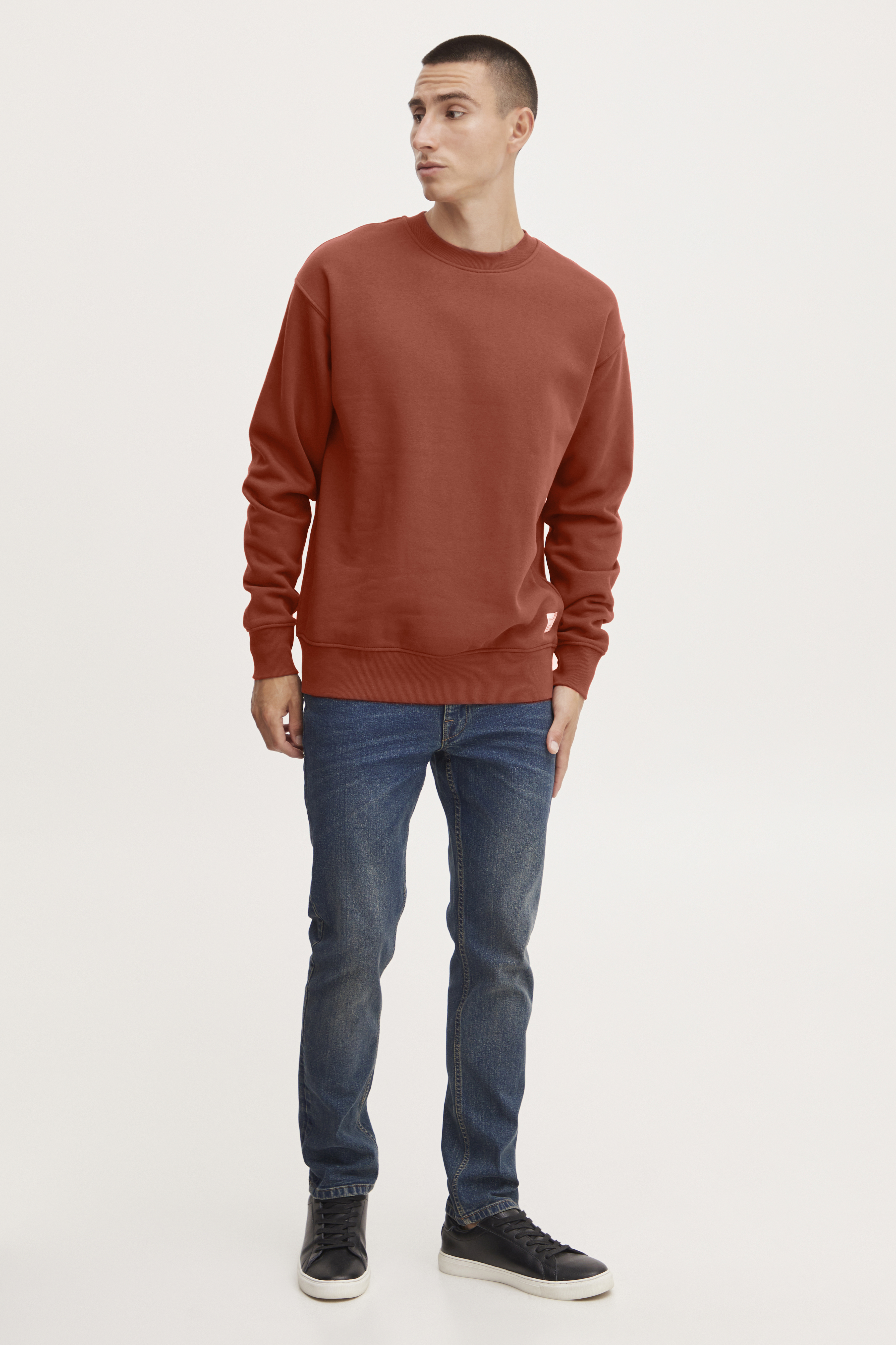 SDLENZ Sweatshirt LOOKBOOK FRONT 21107419-191250