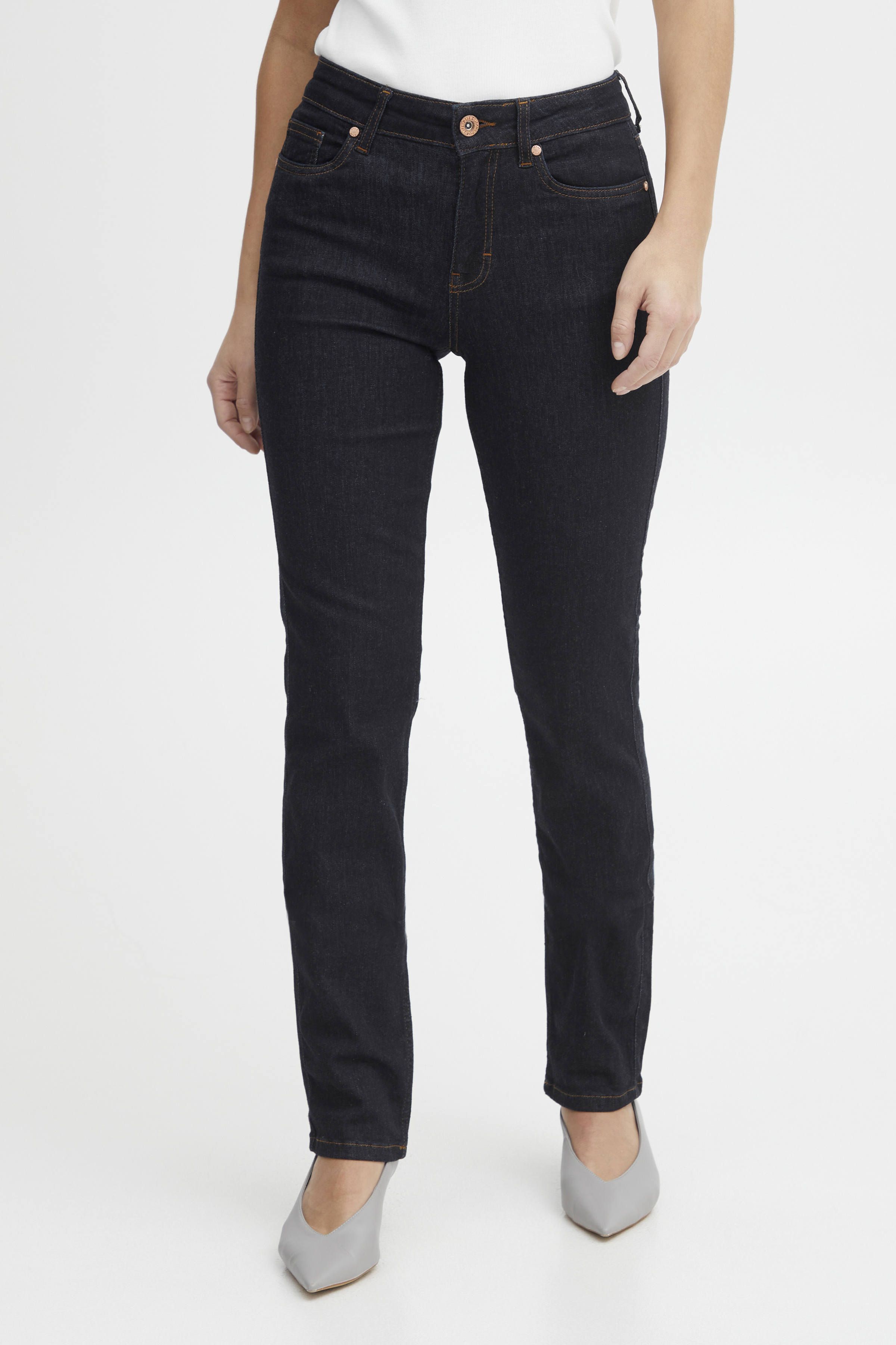 PZEMMA HW Jeans Medium Straight Leg in un-wash dark blue