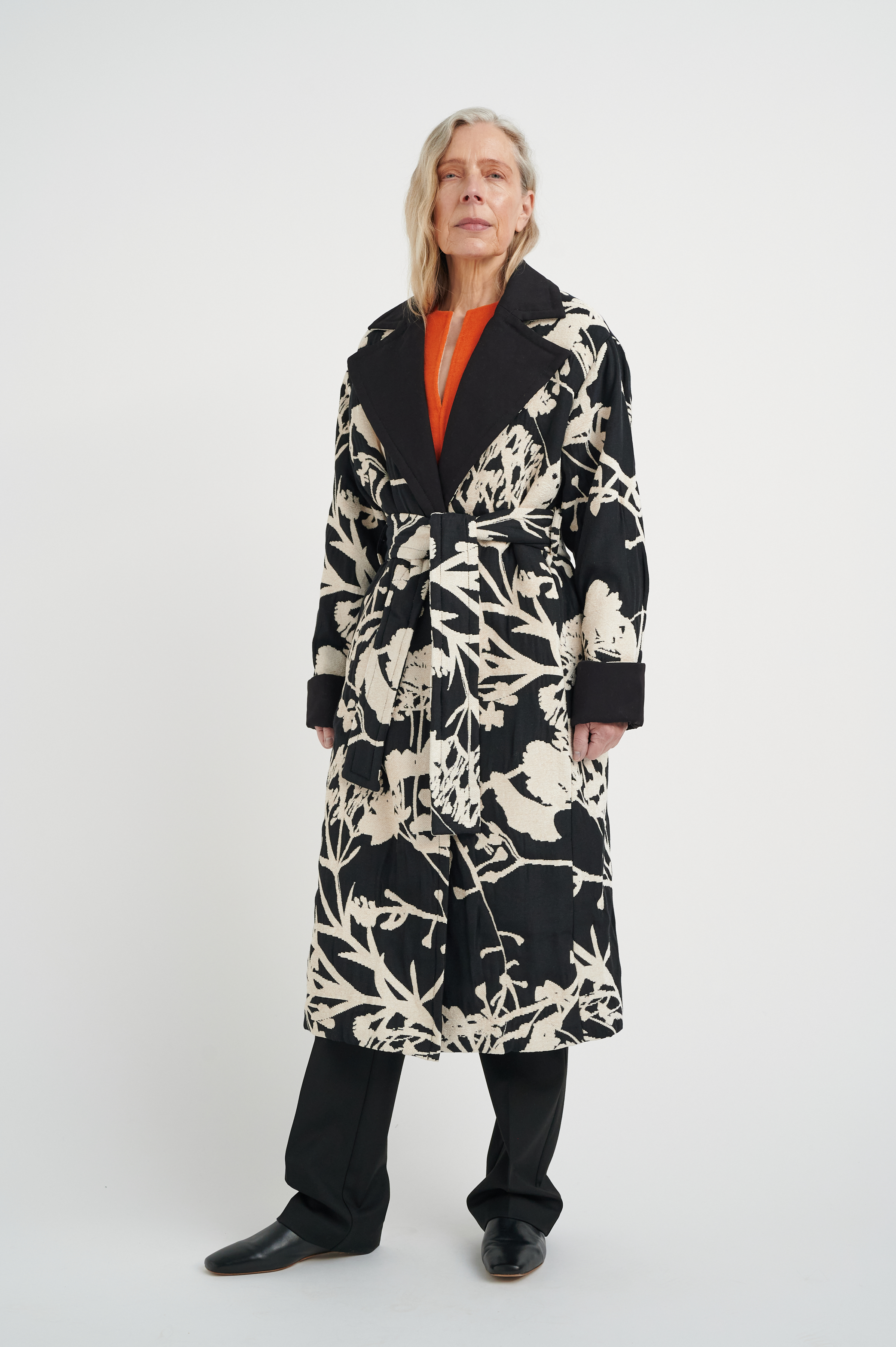 NaiyaIW Coat LOOKBOOK FRONT 30107973-301719