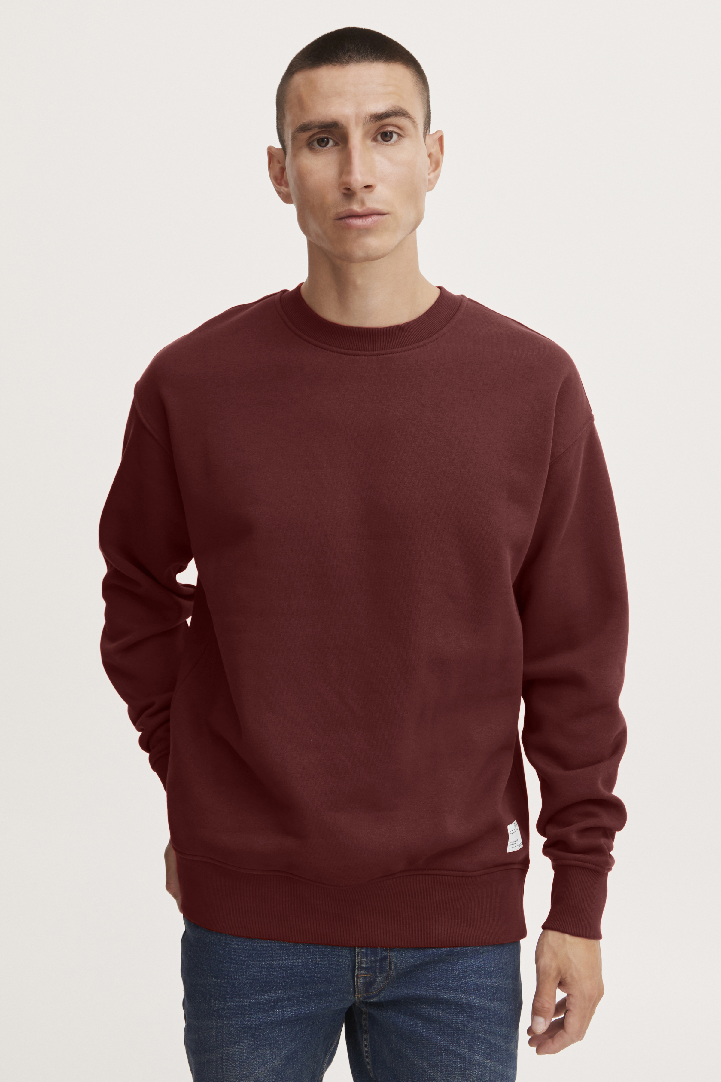 SDLENZ Sweatshirt LOOKBOOK FRONT 21107419-191525