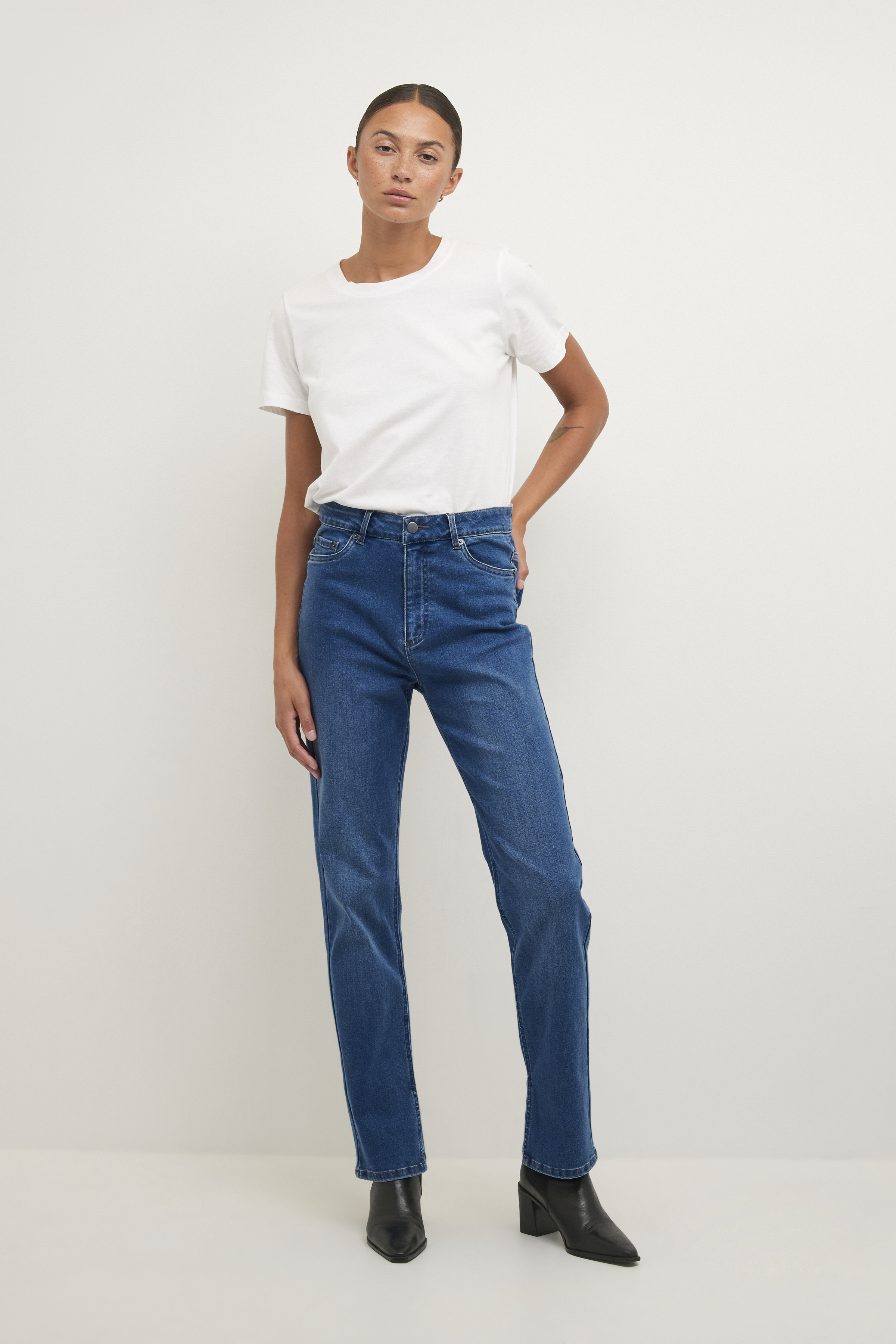 KAjessie Jeans LOOKBOOK FRONT 10507097-102272