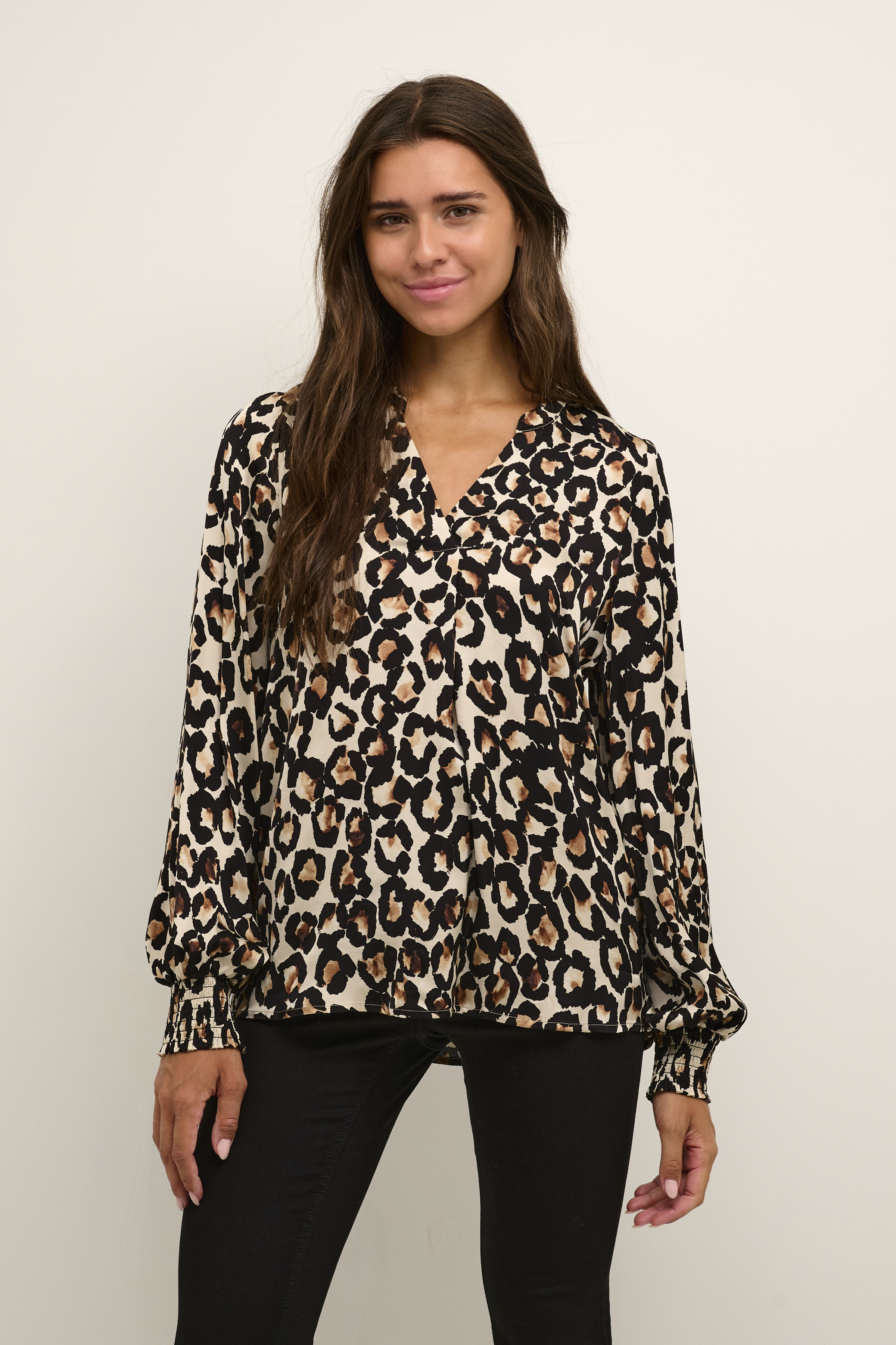 CUvinca Leopard bluse LOOKBOOK FRONT 50109250-141107