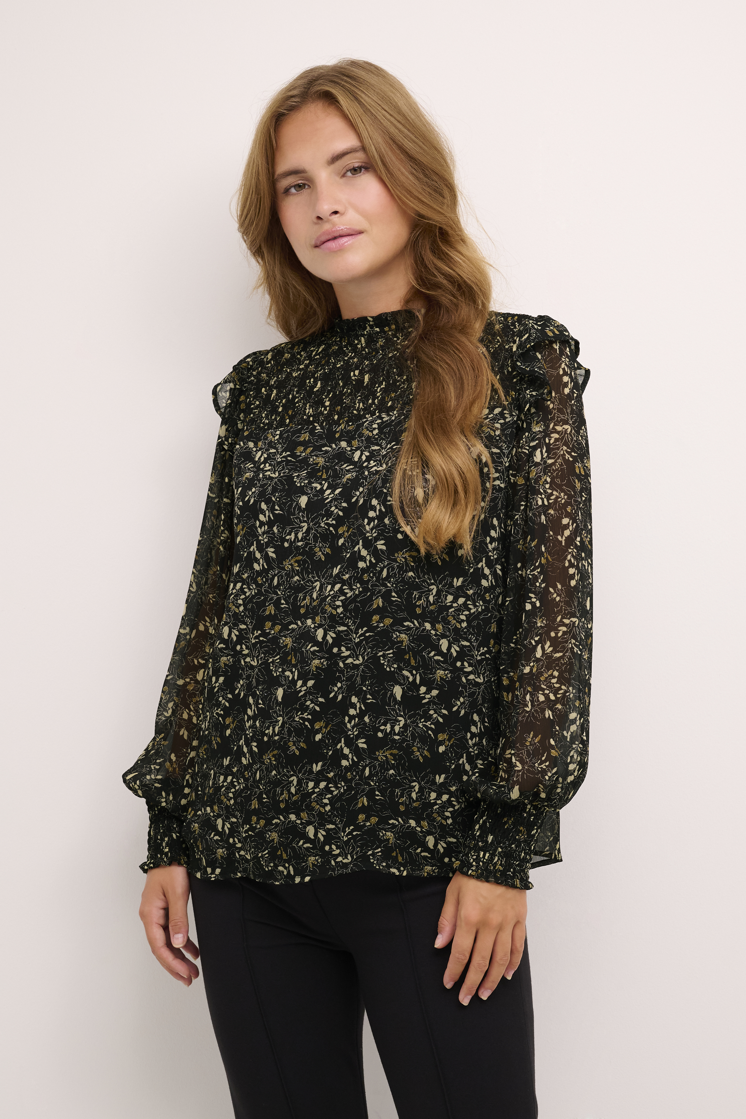 EllenKB Blouse LOOKBOOK FRONT 10104033-103399