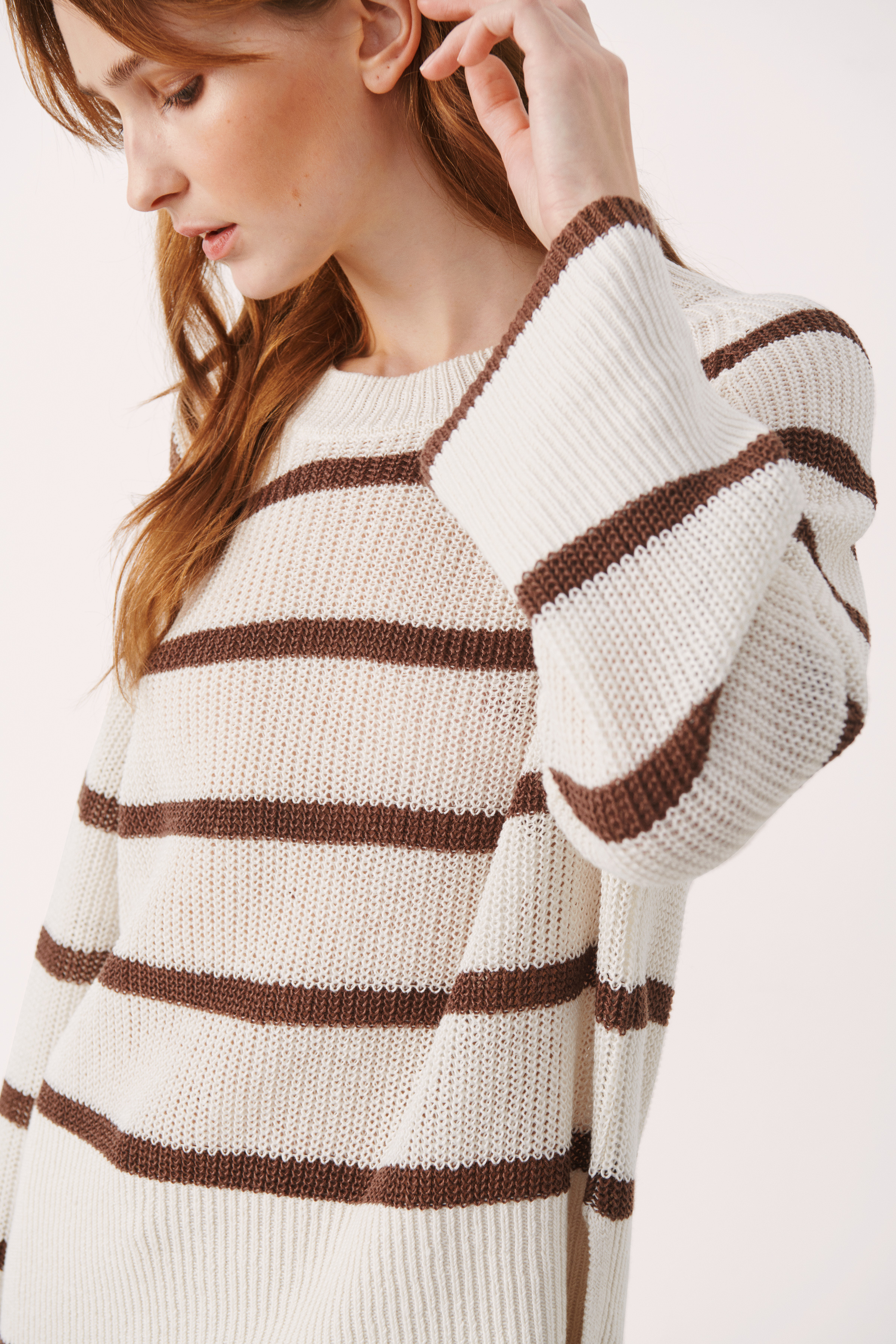 SachaPW Pullover LOOKBOOK DETAIL 30307576-302295