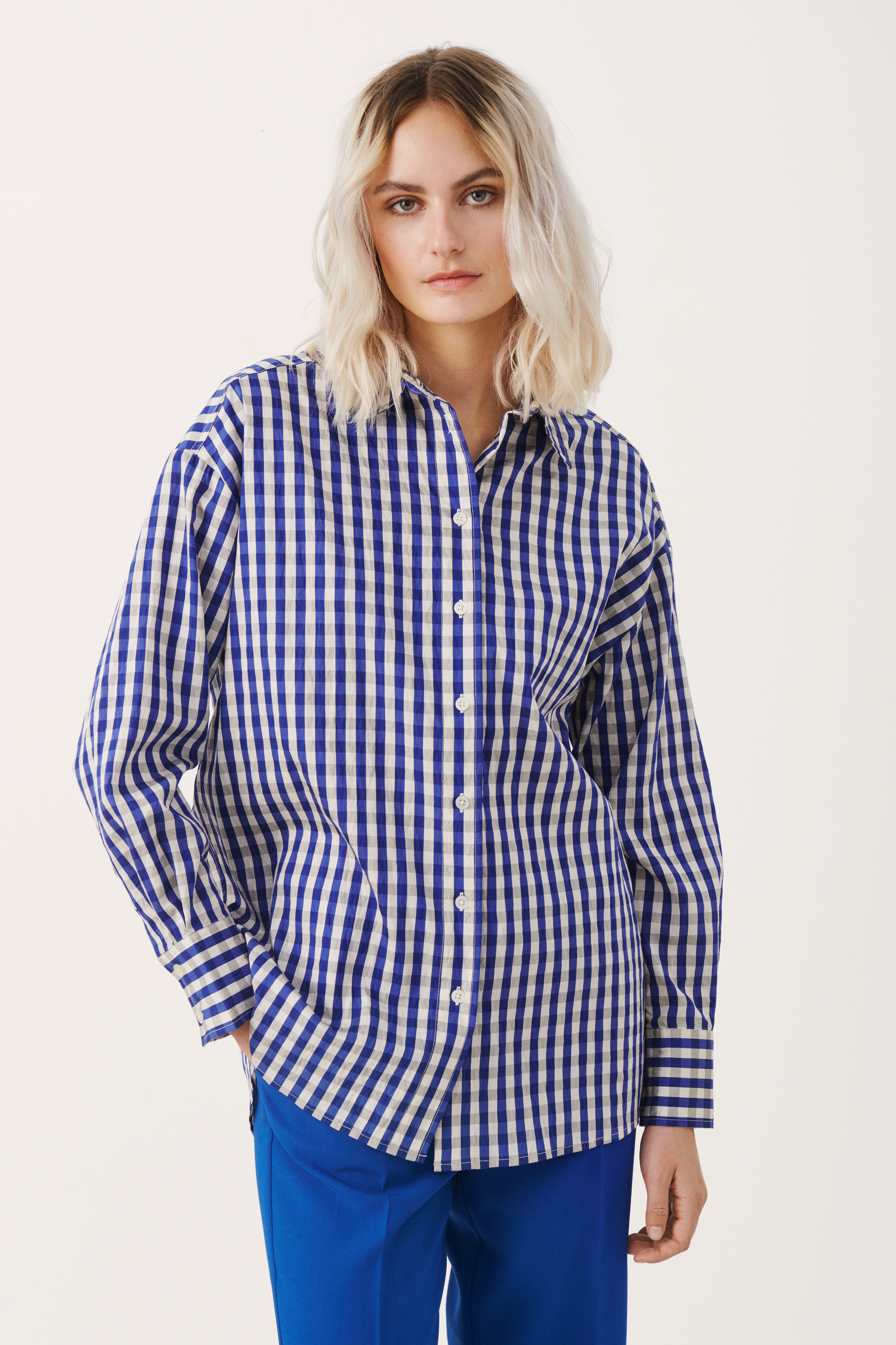 ReganPW Shirt LOOKBOOK FRONT 30307452-301754