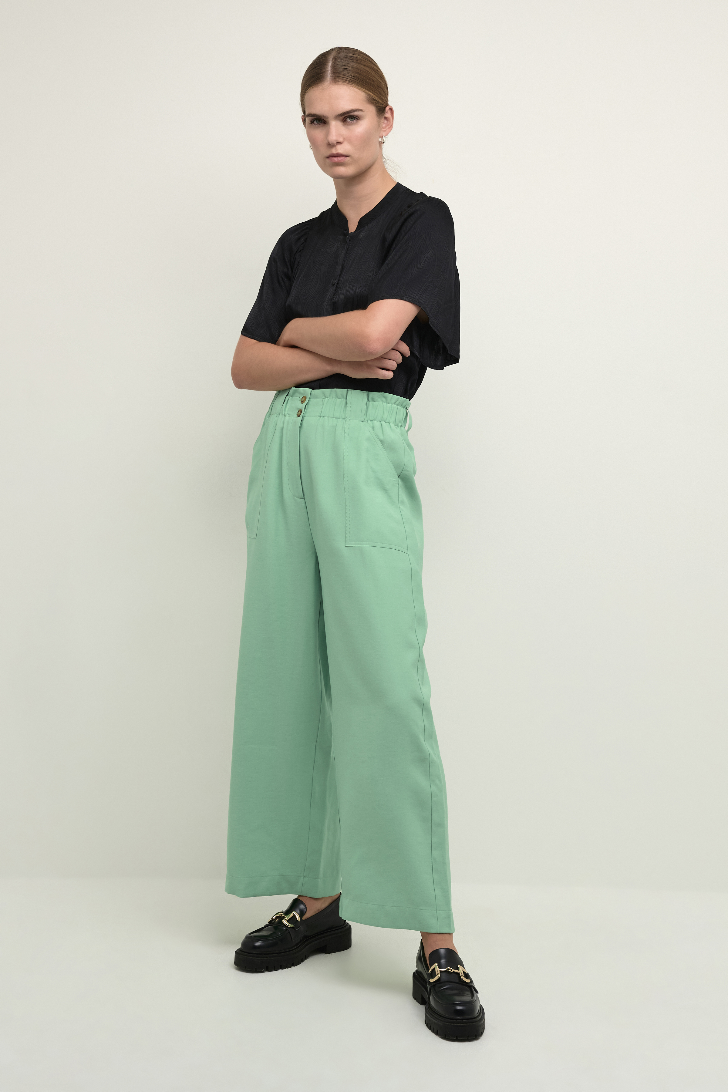 IsabelKB Trousers LOOKBOOK FRONT 10104350-156123