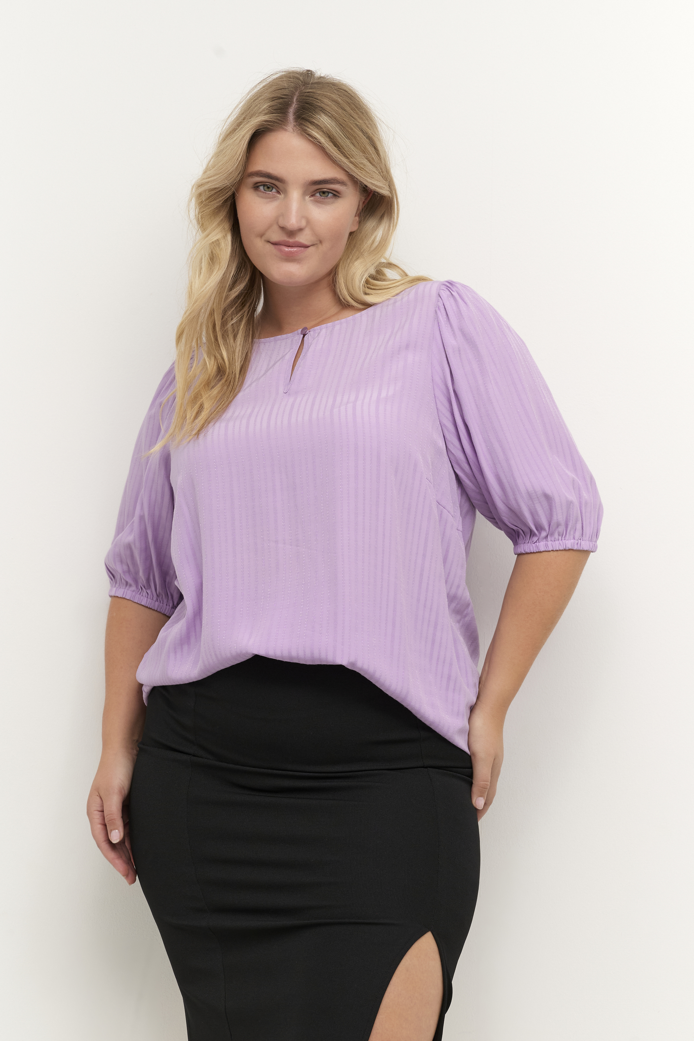 KCsilje Bluse LOOKBOOK FRONT 10581444-163521