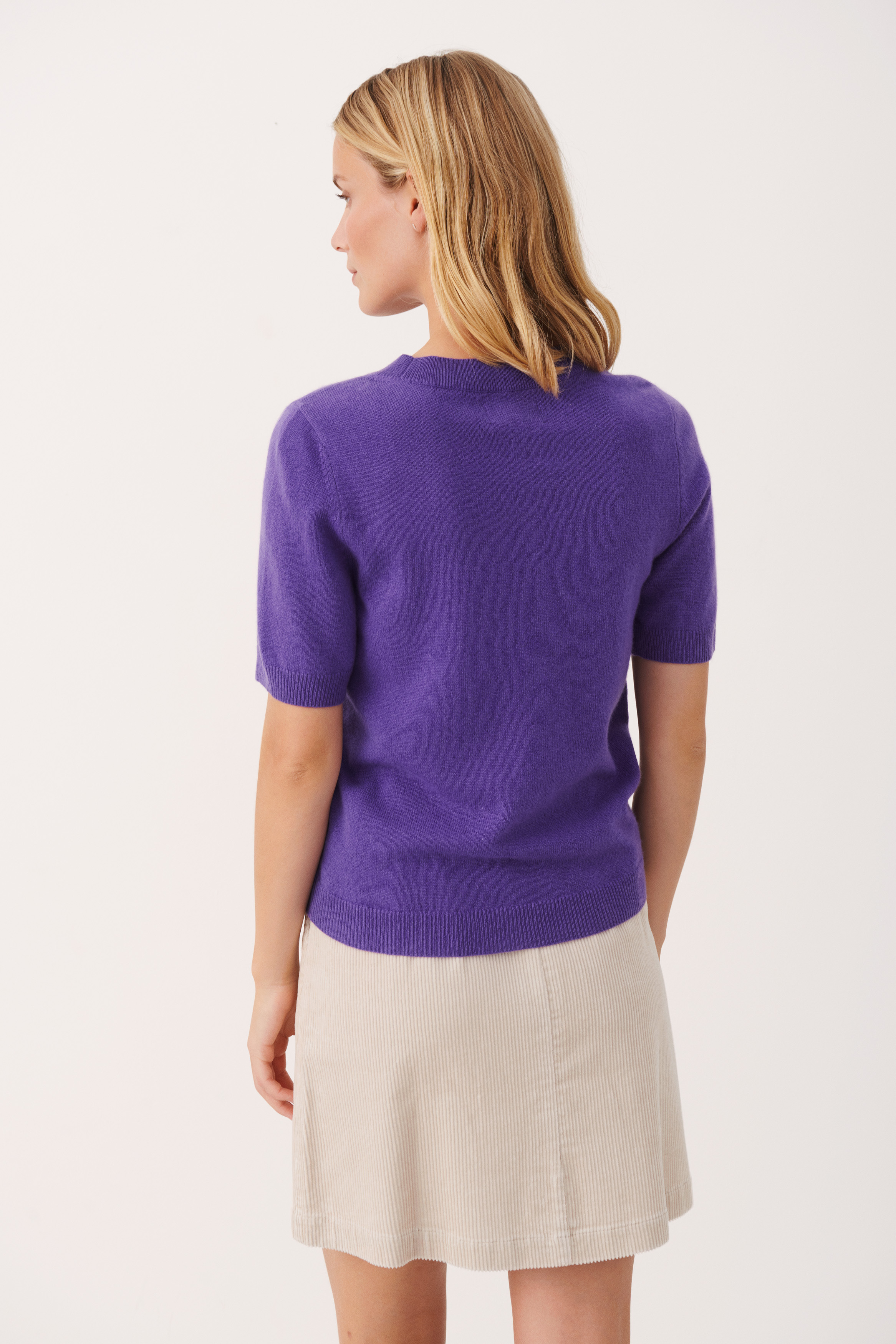 EverlottaPW Short-sleeved cashmere sweater LOOKBOOK FRONT 30307338-183838